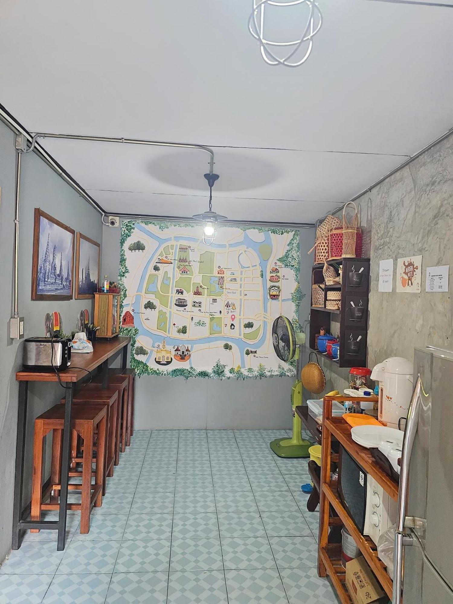 Banchan Hostel Аюттхая Екстер'єр фото