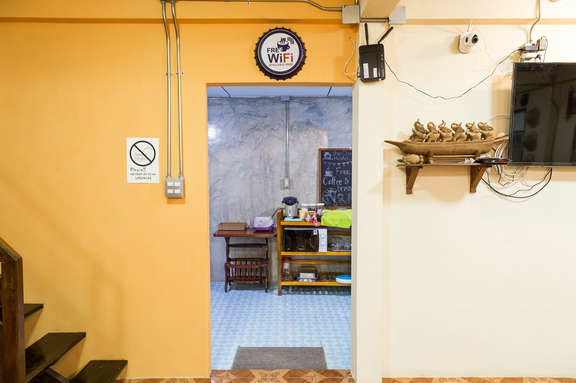 Banchan Hostel Аюттхая Екстер'єр фото