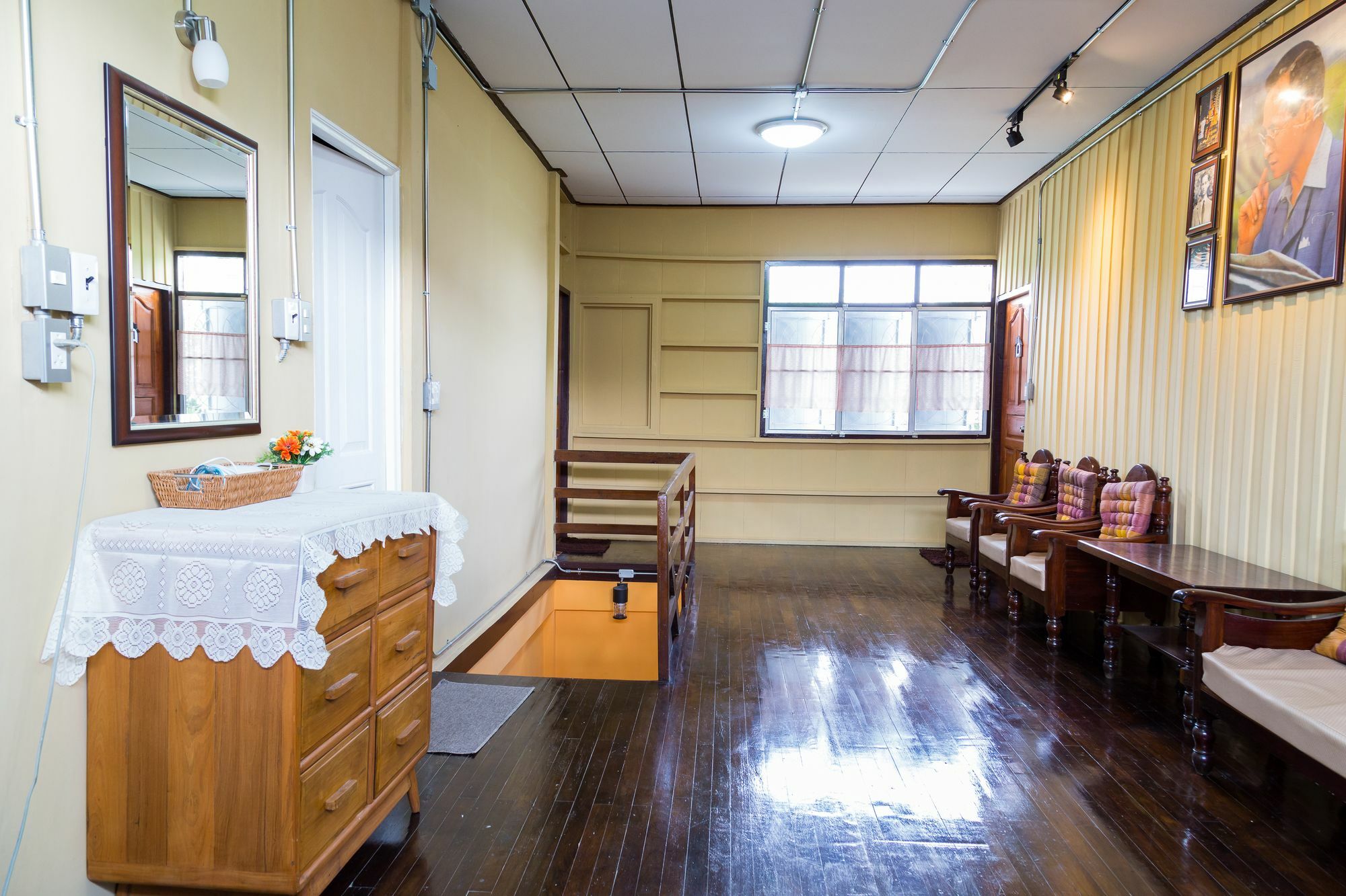 Banchan Hostel Аюттхая Екстер'єр фото